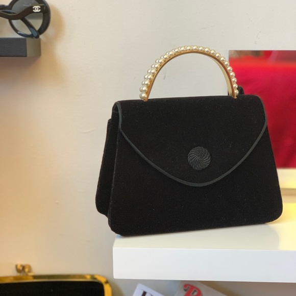 Harve Benard Black Velvet and Pearl Evening Bag!! - Picture 4 of 8